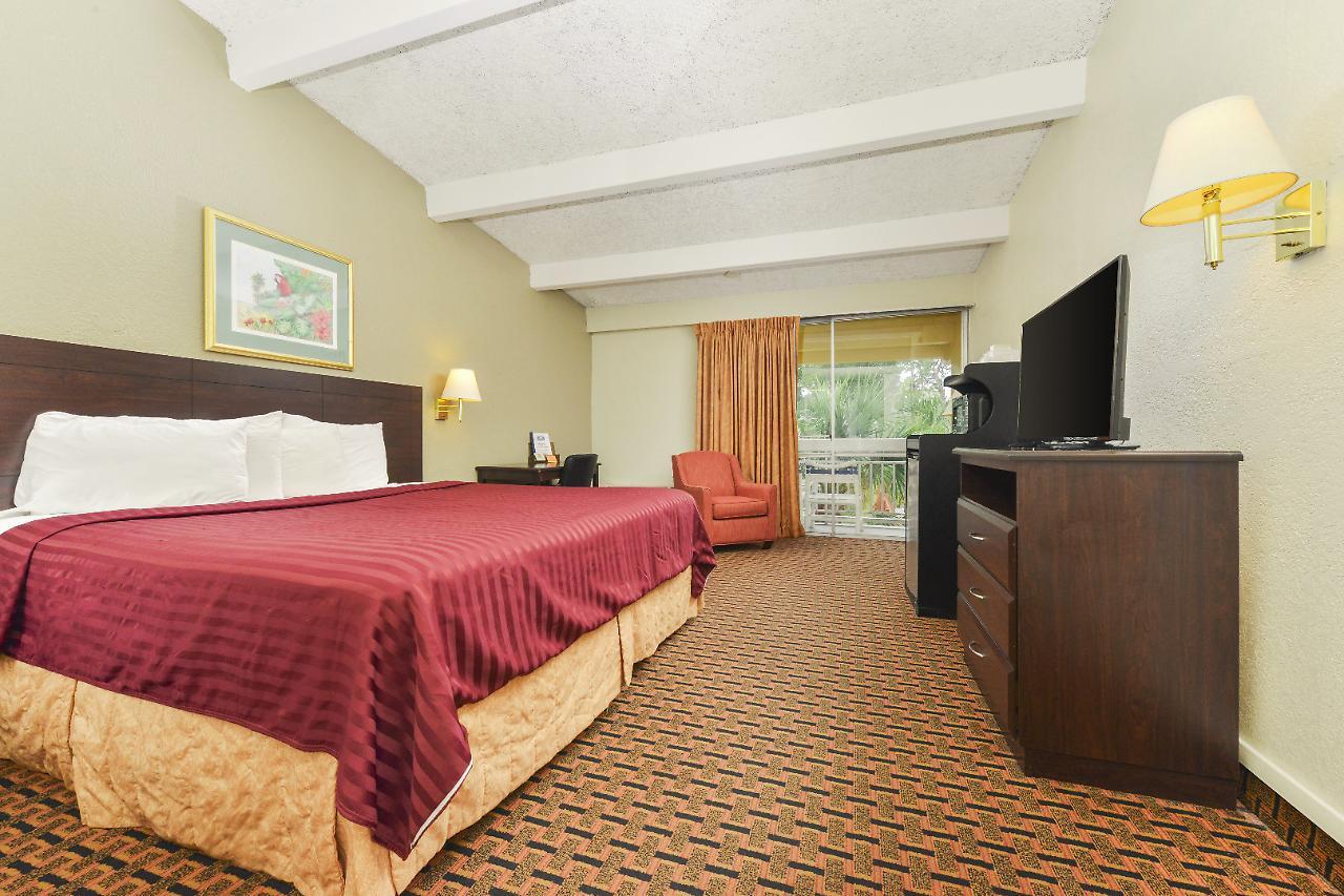 Americas Value Motel Sarasota